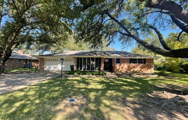 COMING SOON--Spacious 3 Bedroom 2 Bath Home in Wedgwood of Fort Worth