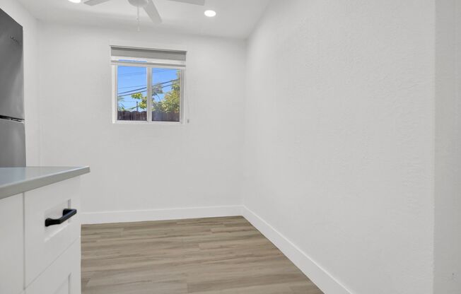 Comfortable 1-Bedroom Apartment in a Prime Miami Location | 210 Beacom Blvd Unit 214, Miami, FL 33135