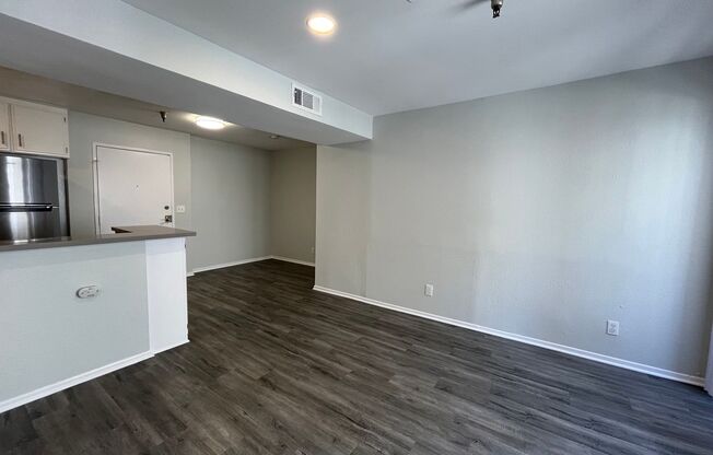 2 beds, 2 baths, 1,100 sqft, $2,798, Unit 101
