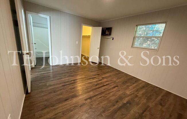 1 bed, 1 bath, $695, Unit 126 Weatherwood 6