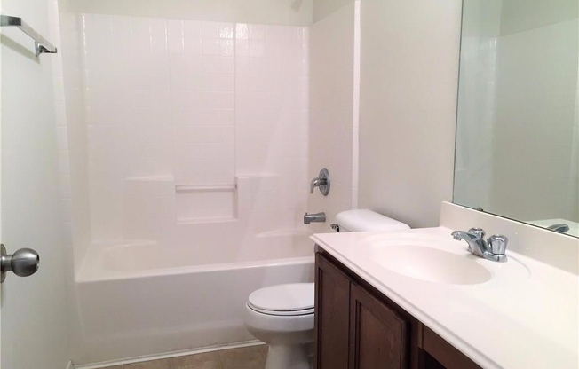 3 beds, 2 baths, $2,250