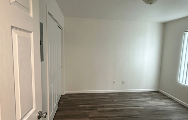 2 beds, 1 bath, 825 sqft, $1,350, Unit 140