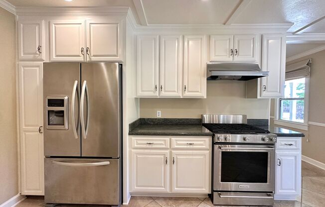 Beautiful 4 Bed 3 Bath Home with Attached 1 Bed 1 Bath ADU in Los Gatos, CA - Available Now!!