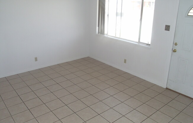 Northeast El Paso 3 Bed/2Bath