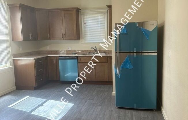 3 beds, 1 bath, $3,450