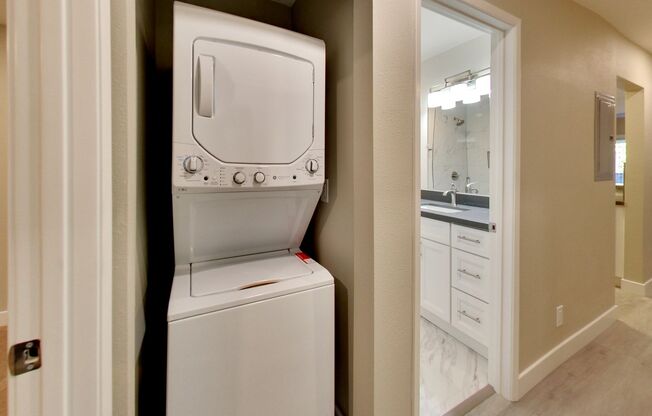 2 beds, 2 baths, 1,000 sqft, $2,849, Unit C250