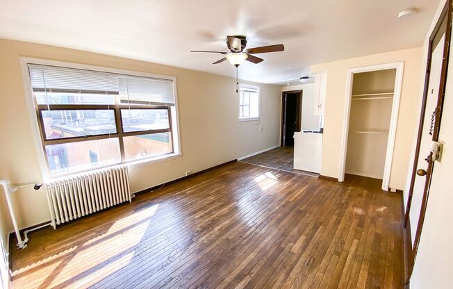 Studio, 1 bath, 350 sqft, $1,395, Unit 211 (#23)