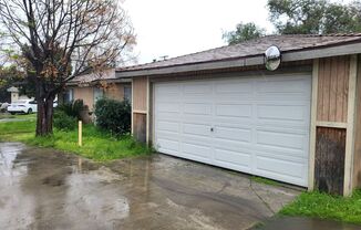 360-366 W. Duell Street