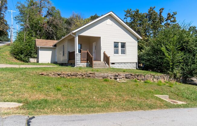 Comfortable Living: Cozy 2 Bed, 1 Bath Home in Fort Smith