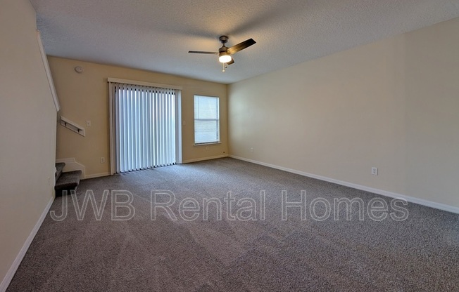 7721 HIGHCHAIR LN