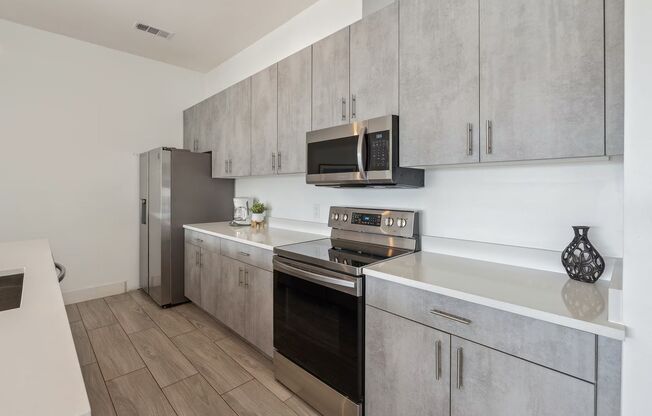 1 bed, 2 baths, $1,799, Unit 416