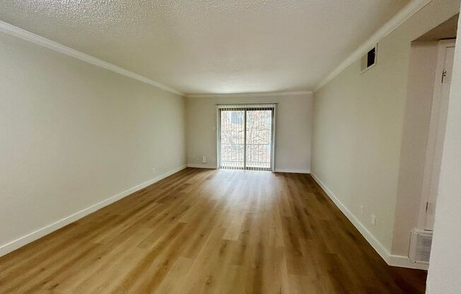 2 beds, 1 bath, 856 sqft, $1,499, Unit WIL-201