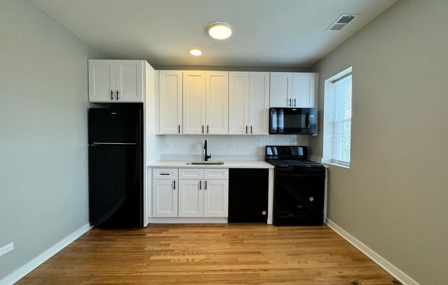 1 bed, 1 bath, $1,575, Unit 106