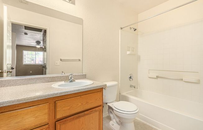 2 beds, 2 baths, $1,350