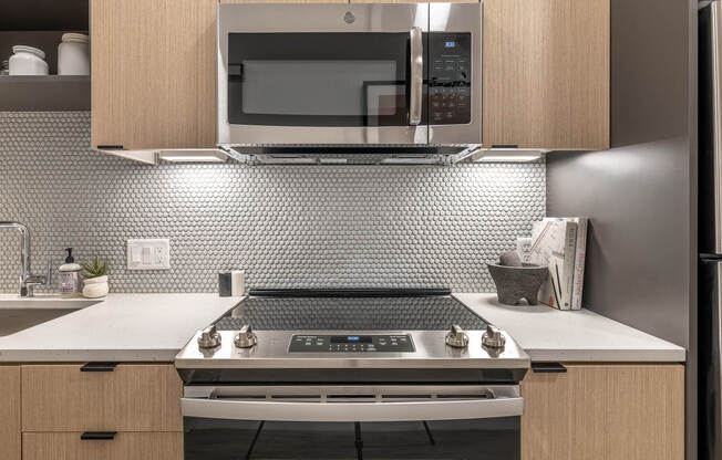 1 Bedroom Model Kitchen - Coen & Columbia