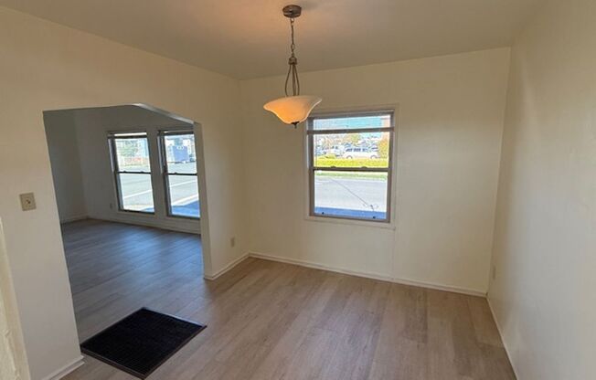 1 bed, 1 bath, $1,895