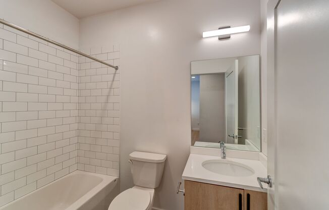 2 beds, 1 bath, 765 sqft, $3,095, Unit The Elm - 503