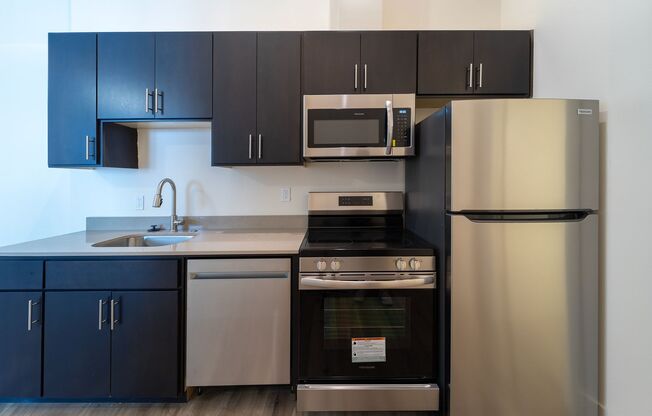 1 bed, 1 bath, 584 sqft, $1,499, Unit 1103