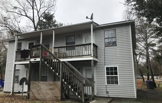 2 bedroom near Park Circle (new pics forthcoming)