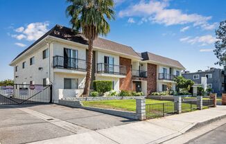 Windsor Arms Apartments