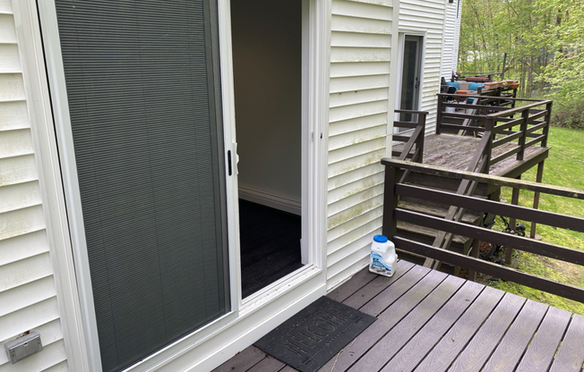 13 STANORM DR
