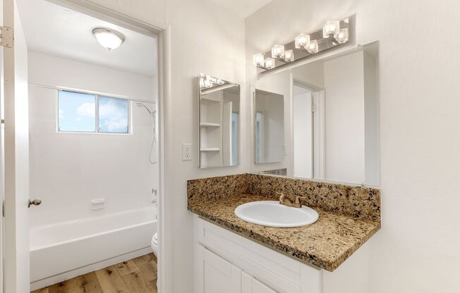 1 bed, 1 bath, 650 sqft, $1,325, Unit 24