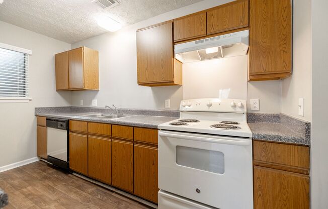 1 bed, 1.5 baths, 700 sqft, $1,200, Unit 1538-L
