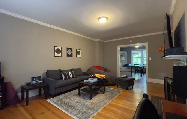 1 bed, 1 bath, $1,750, Unit 816-203