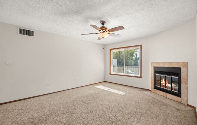 1/2 OFF FIRST MONTHS RENT