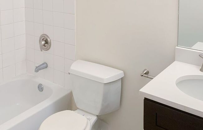 1 bed, 1 bath, 350 sqft, $1,595, Unit 2520-B10