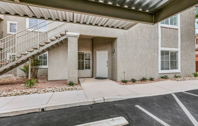 3 beds, 2 baths, $1,800, Unit UNIT 124