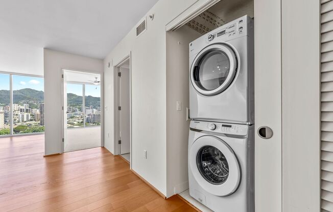 1 bed, 1 bath, $3,400