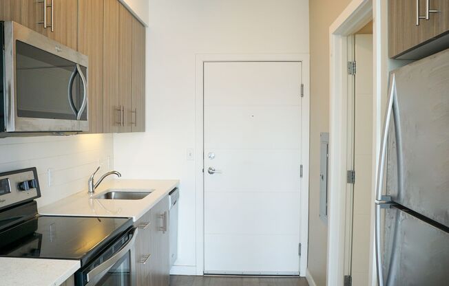 Studio, 1 bath, $1,195, Unit 203