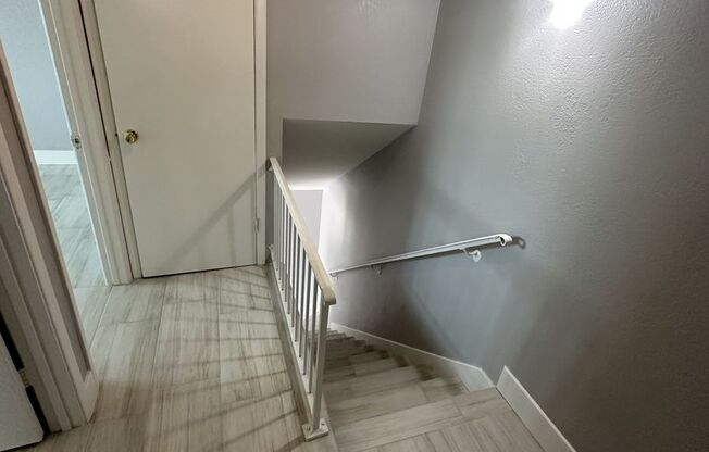 Cozy 2 bd, 1.5 bath condo with open floor plan.