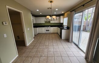 3 beds, 2.5 baths, $3,999