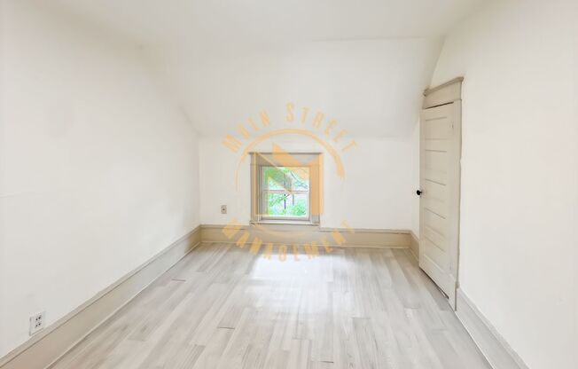1116 W 8th St.