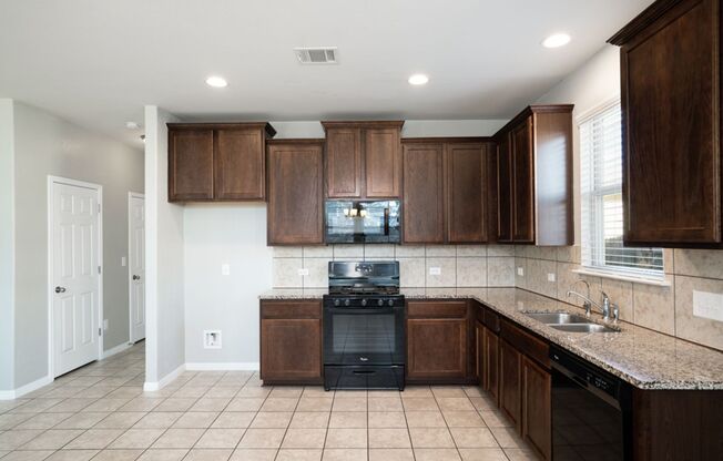 156 Triumph Road, Buda, TX 78610