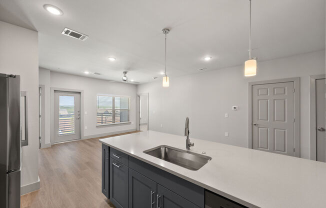 2 beds, 2 baths, 1,314 sqft, $2,325