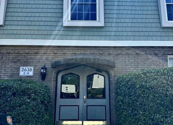 2638 PARK RD E