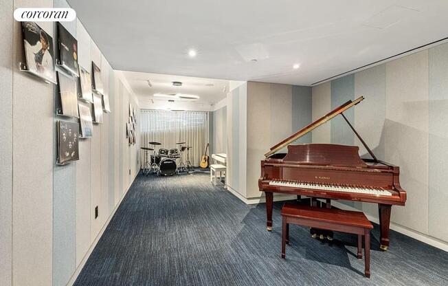 250 W 96 ST