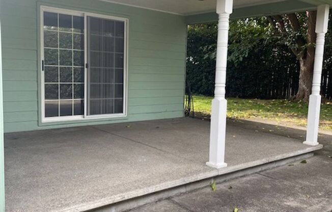 3 beds, 2 baths, $2,950