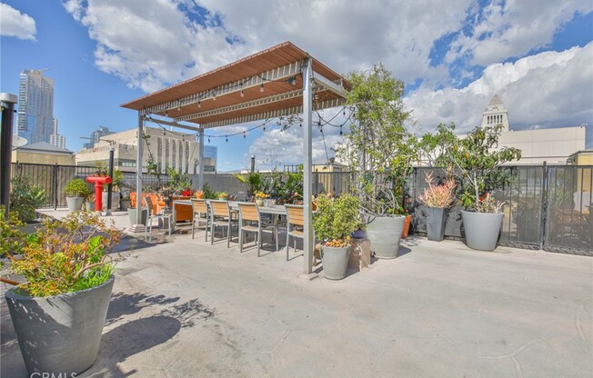 Studio, 1 bath, 790 sqft, $2,400, Unit 803