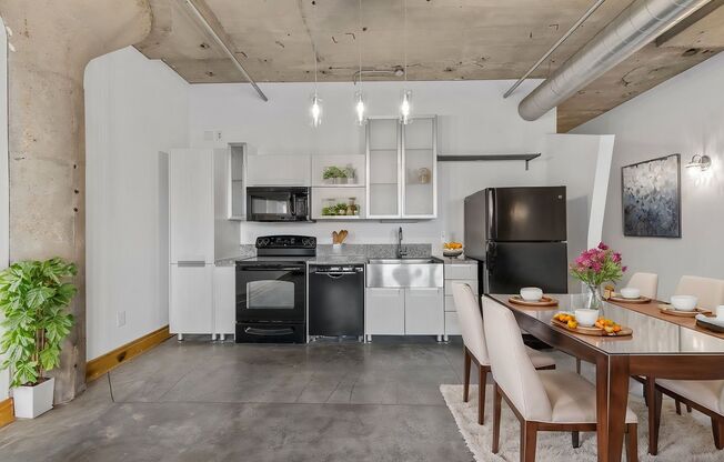 GW Apartments LLC