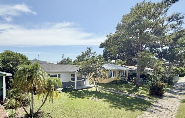 4426 4 AVE N