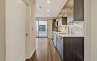 1350 Maryland Ave NE