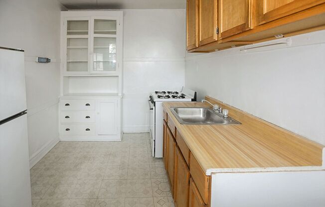 1 bed, 1 bath, 585 sqft, $1,535, Unit 2612G-3R