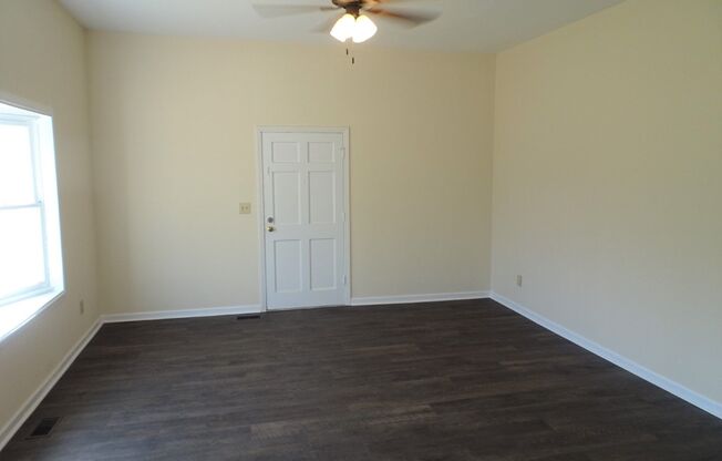 121 Old Corinth Rd