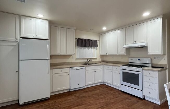 524-526 Delaware Street