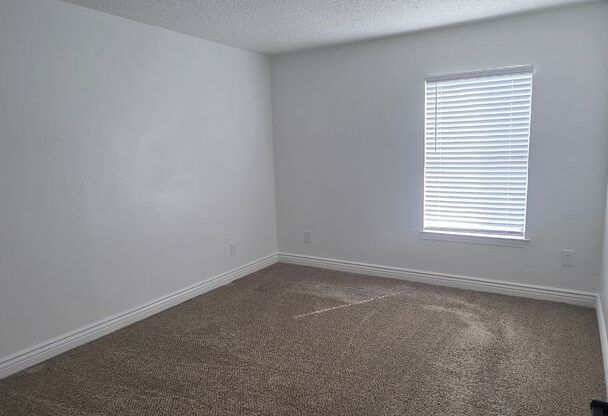 1 bed, 1 bath, 626 sqft, $1,050, Unit 0212