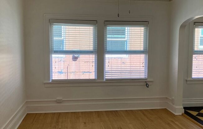 Studio, 1 bath, 340 sqft, $1,240, Unit 205